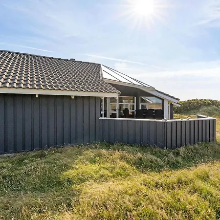 Holiday home Stunning In Hvide Sande With Kitchen Bjerregard