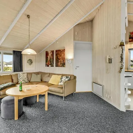 Stunning In Hvide Sande With Kitchen * Bjerregard
