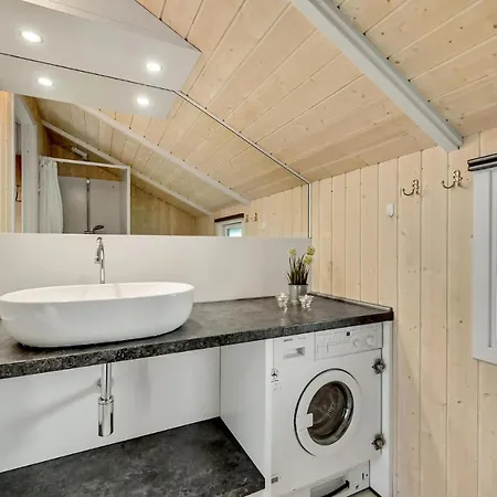 Nice Home In Hvide Sande With Sauna * Bjerregård