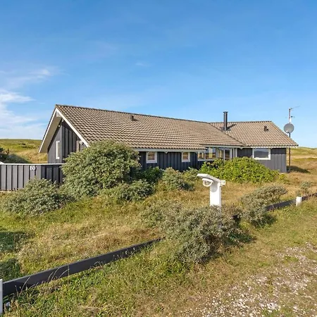 Nice Home In Hvide Sande With Sauna بيت للعطل Bjerregård